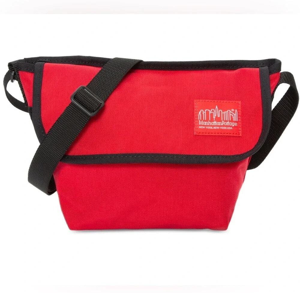 Manhattan Portage Red Label Messenger in Red